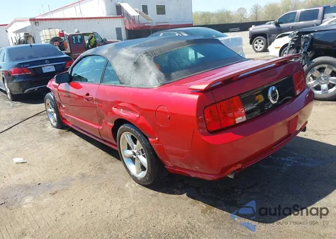 2006 Ford Mustang Gt z USA, uszkodzony, nr VIN 1ZVHT85H965199002